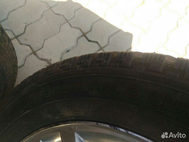 Pirelli P Zero 235/60 R18