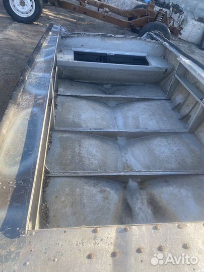 Алюминиевая лодка прогресс 4