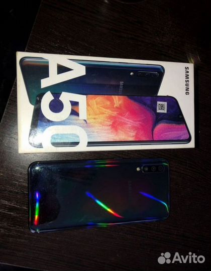 Samsung Galaxy A50, 4/64 ГБ