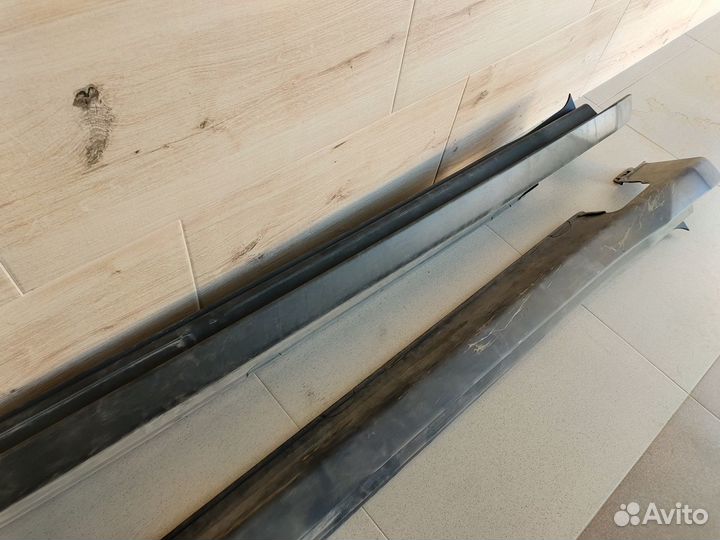 Заводские пороги на Акура мдх-3 2014г.в