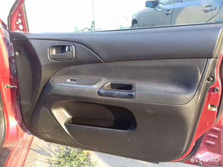 Обшивки дверей (салона) Mitsubishi Lancer 9