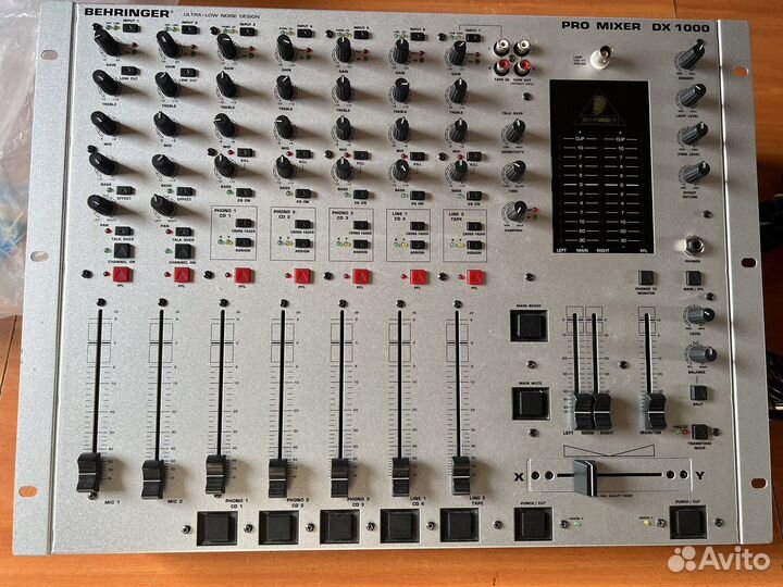 Микшерный пульт behringer dx 1000