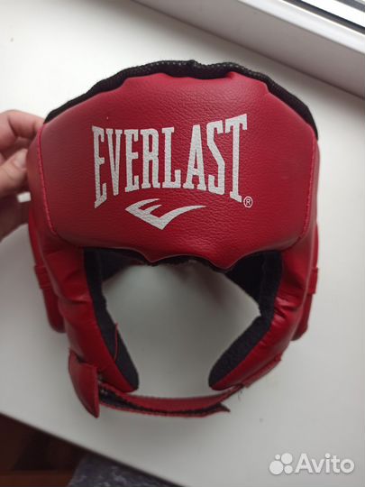 Боксерские перчатки 8 oz и шлем S