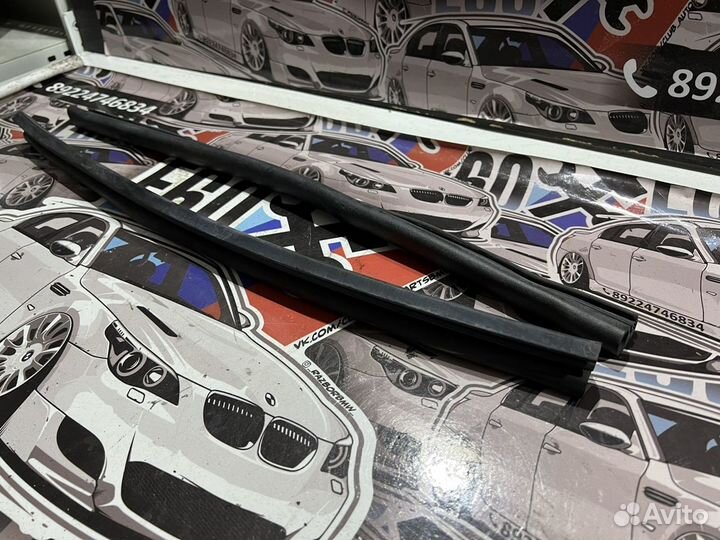 Уплотнитель капота E63 E64