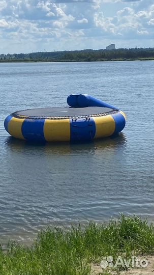 Водный батут