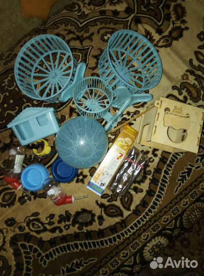 Домики, колёса, кормушки, поилки для джунгарика