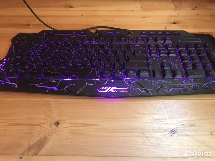 Игровая клавиатура с подсветкой