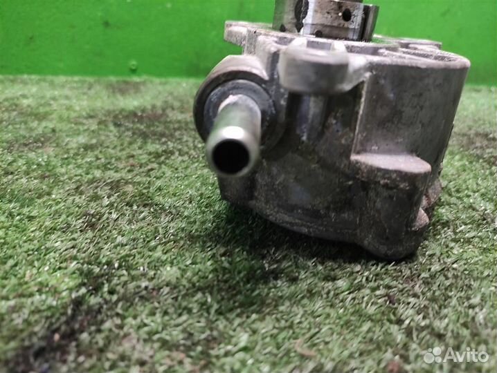 Насос вакуумный Mercedes Benz ML W164 2007