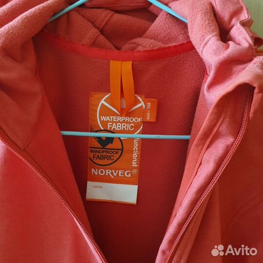 Куртка на девочку 158