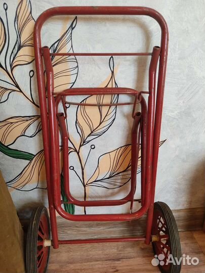 Тележка хозяйственная на колесах