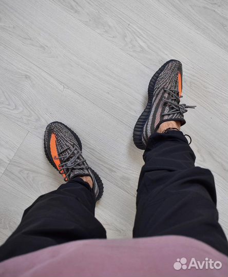 Кроссовки Adidas Yeezy Boost 350 V2 Carbon Beluga