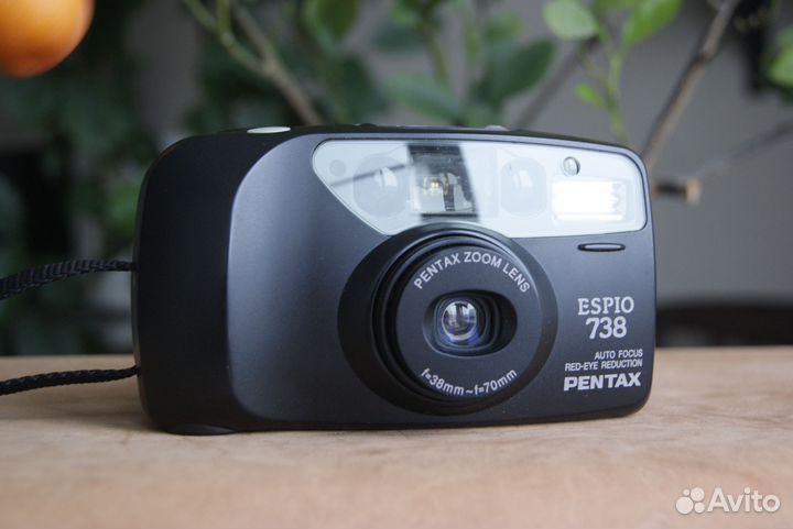 Пленочный компактный фотоаппарат Pentax Espio 738