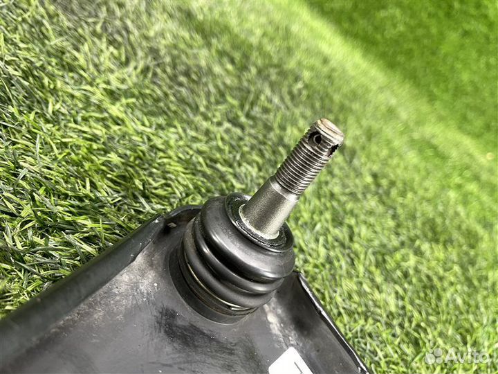 Рычаг передний Toyota Crown GWS204 2grfse 2009