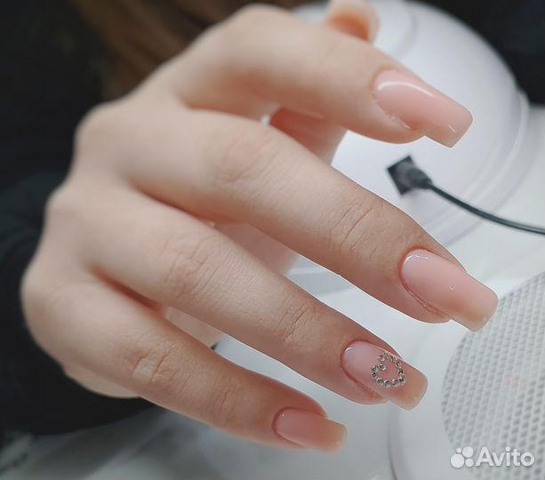 Маникюр, педикюр, наращивание