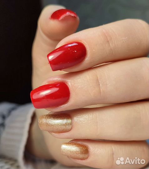 Модель на маникюр