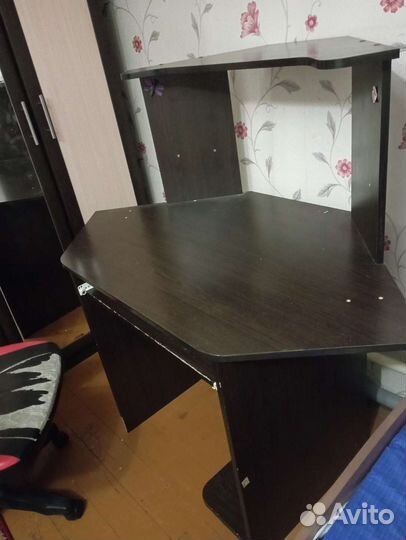 Компьютерный столик бу