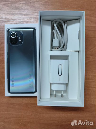 Xiaomi Mi 11, 8/256 ГБ