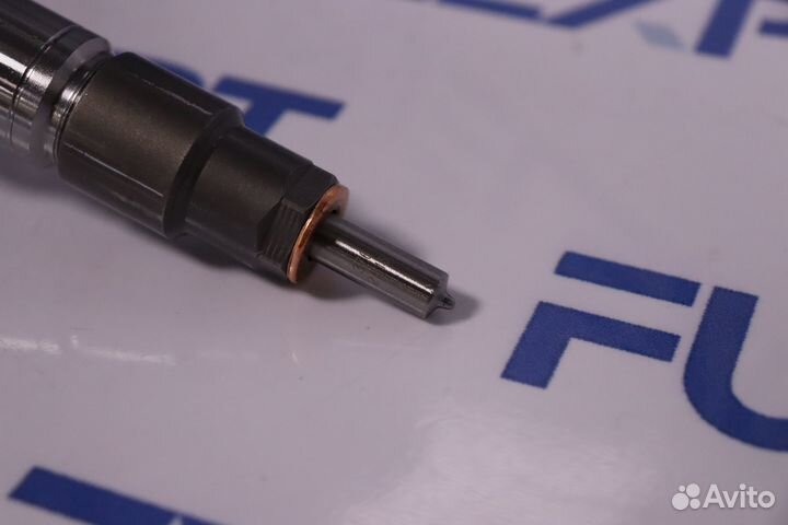 Форсунка топливная 0445120415