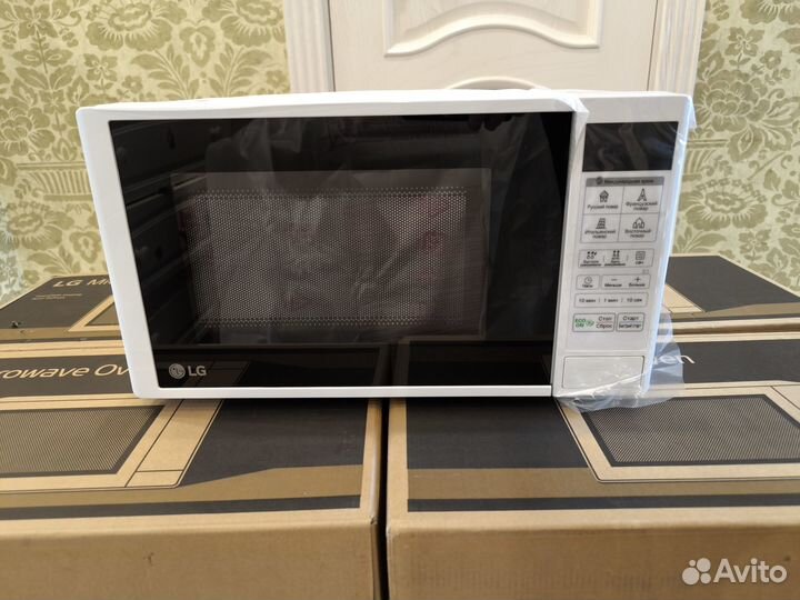 Микроволновая печь LG MS2042DY (новая)