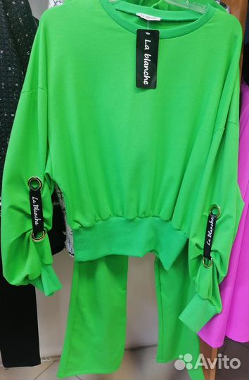 Спортивный костюм женский