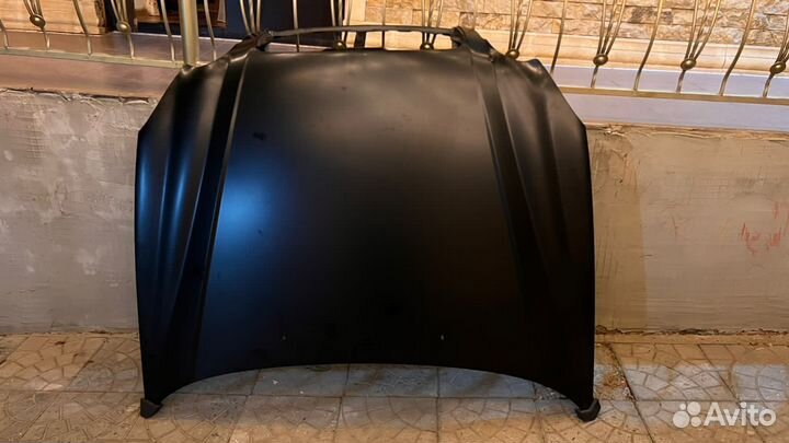 Продаётся новый капот на henday sonata