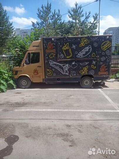 Mercedes-Benz T1 2.3 AT, 1995, 260 000 км