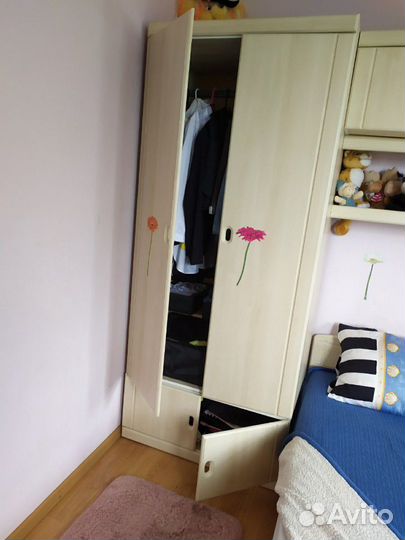 Комплект мебели для детской комнаты