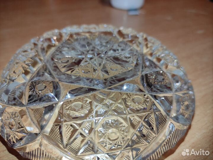 Хрустальная пепельница