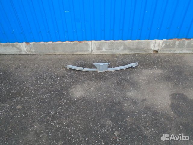 Nissan 62290-AU330 Усилитель бампера верхний