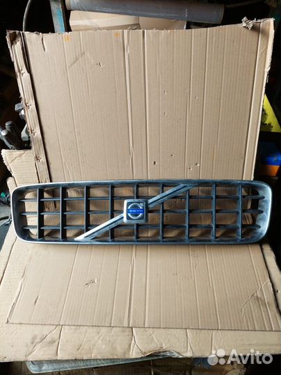 Решетка радиатора Volvo XC90 2