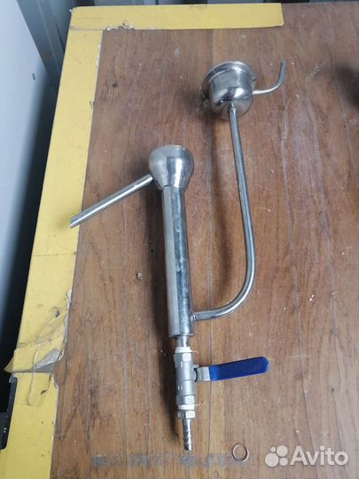 Самогонный попугай