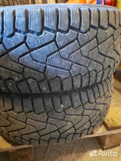 Pirelli Ice Zero 245/45 R19 и 275/40 R19 105T
