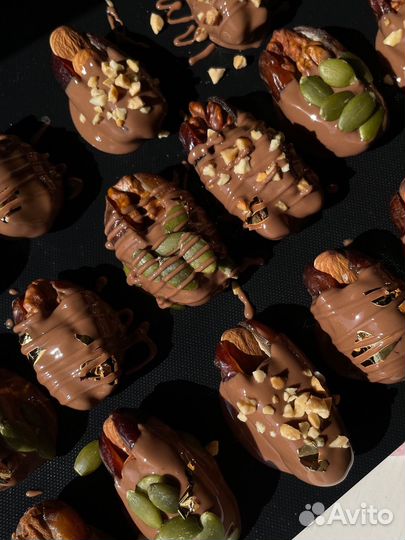 Финики в шоколаде Ялта