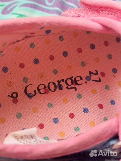 Сандали, кеды, босоножки