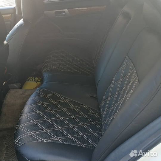 Авточехлы Nissan Tiida