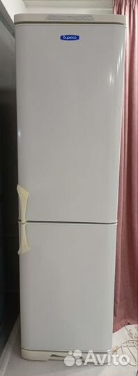 Холодильник Бирюса