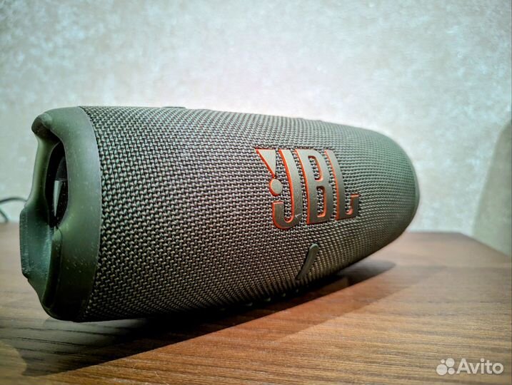 JBL Charge 5 (состояние нового)