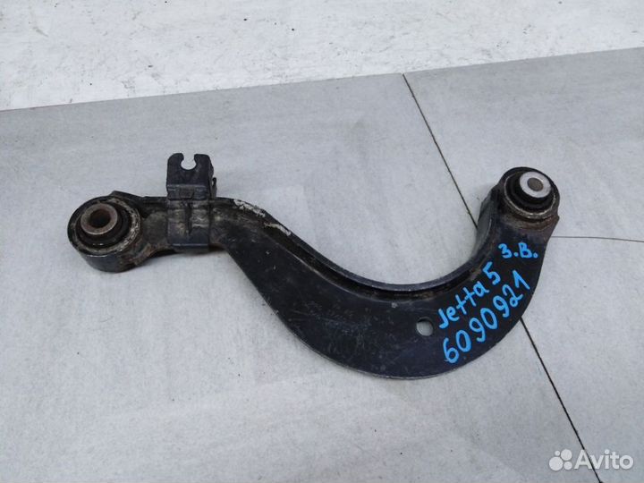 Рычаг задний верхний Шкода