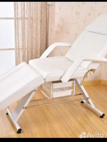 Кушетка косметологическая с ящиками