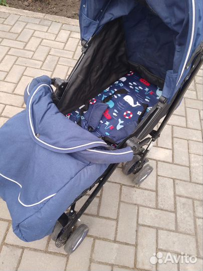 Прогулочная коляска