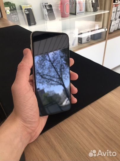 iPhone 11 Pro, 512 ГБ