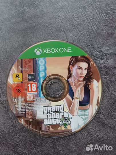 Диск гта 5 на Xbox one
