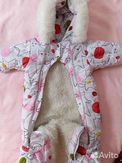 Зимний комбинезон для малыша