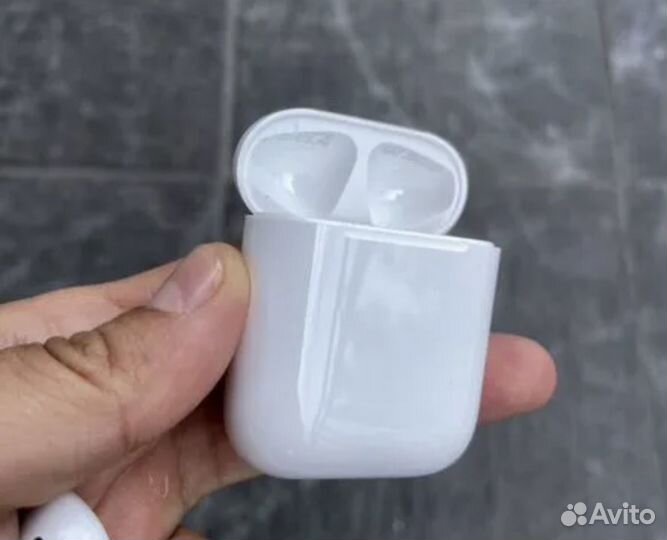 AirPods 2 Кейс Оригинальный