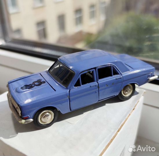 Волга газ 24 олимпийская 1:43 Модель СССР
