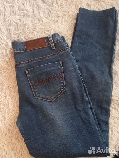 Джинсы женские