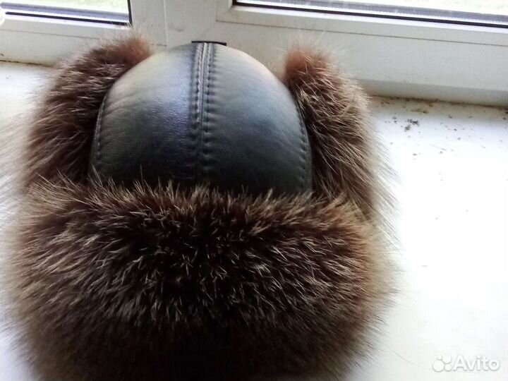 Шапка мужская из енота новая