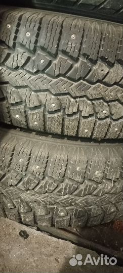 Колеса зимние 235 75 15