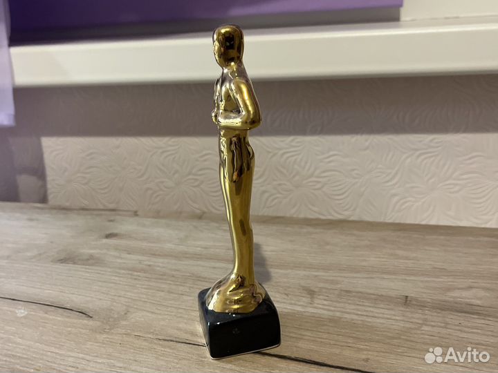 Статуэтка оскар