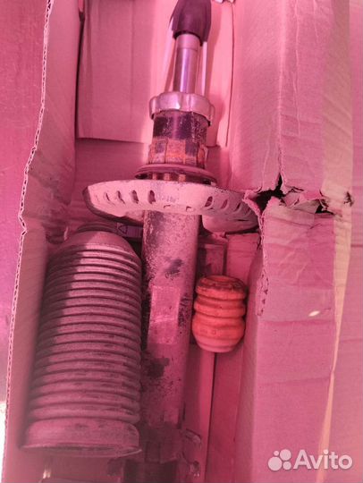 Передние стойки